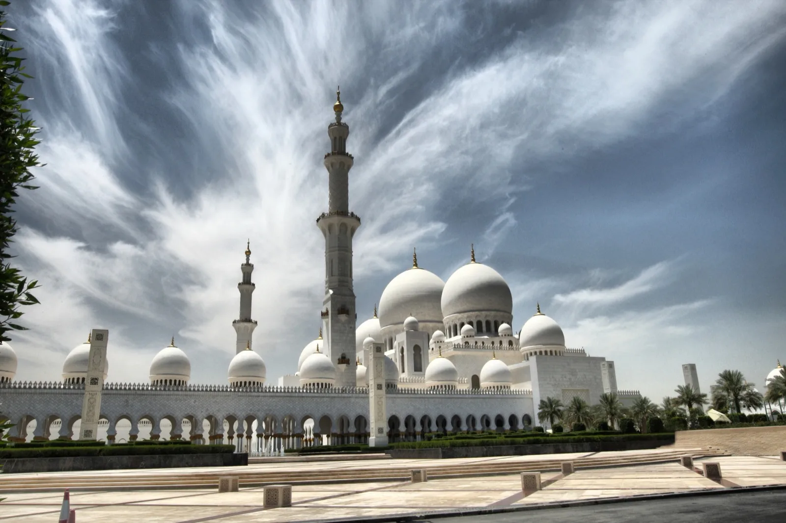 Visiting a mosque: a welcoming guide for everyone